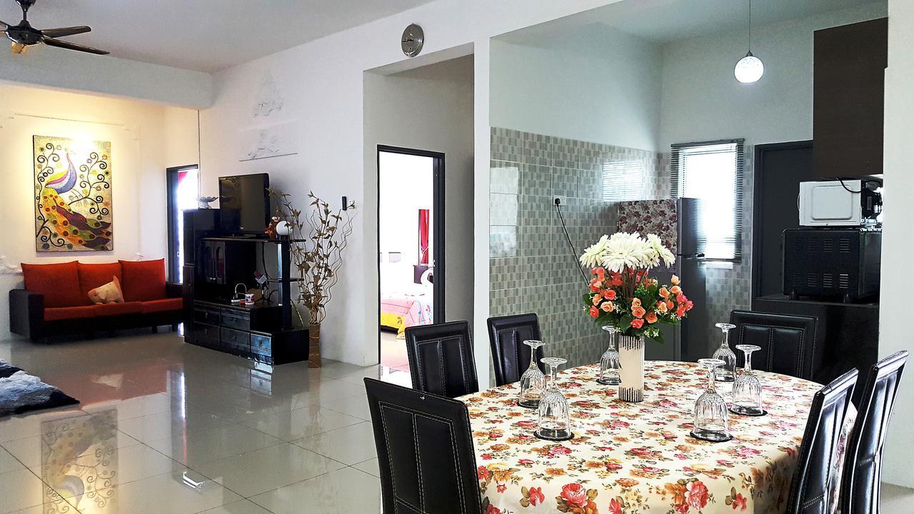 Mahkota Cheras Sweet Condo 1-14 Pax Near Mrt To Kl Kuala Lumpur Exterior foto